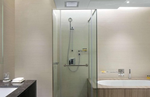 Bur Dubai House | R 1500 - Hyatt Regency Dubai Creek Heights