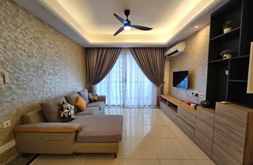Central District Apartment | R&F Princess Cove - Near SG & CIQ & Cozy #3BR2B #6pax