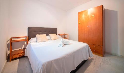 Comarruga Villa | R153 - Espaciosa Villa con Piscina Privada en Coma