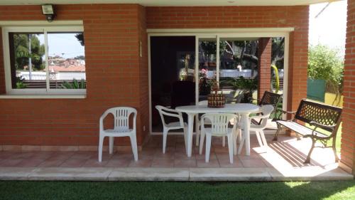 Segur de Calafell Villa | R88 Casa Alegre