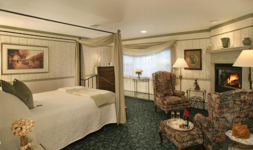 Lower Waterford Hotel | Rabbit Hill Inn