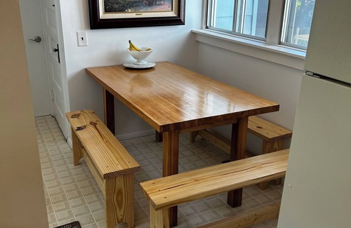 Walloon Lake Cottage | Rabbit Run - Cozy cottage in the heart of Walloon Lake Village. Family-friendly!