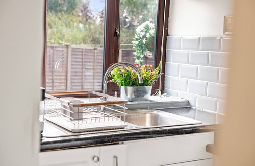 Datchet House | Radiant Retreat Datchet-Heathrow Windsor Legoland