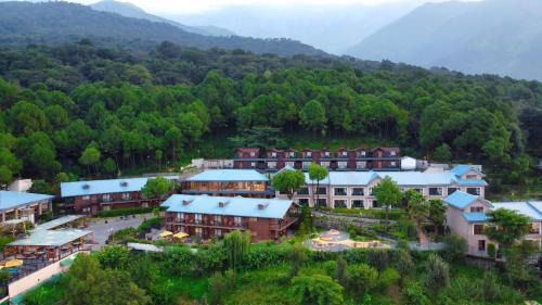 Sidhpur Hotel | Radisson Blu Resort Dharamshala