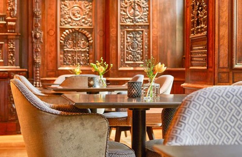 Mitte Hotel | Radisson Blu Schwarzer Bock Hotel Wiesbaden