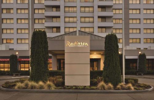 SeaTac Hotel | Radisson Hotel Seattle Airport