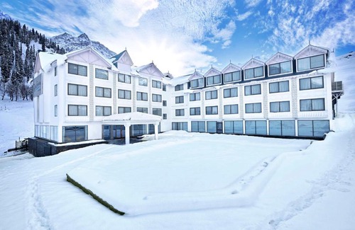 Sonamarg Hotel | Radisson Hotel Sonamarg