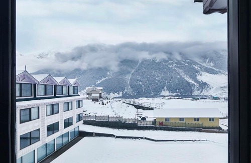 Sonamarg Hotel | Radisson Hotel Sonamarg