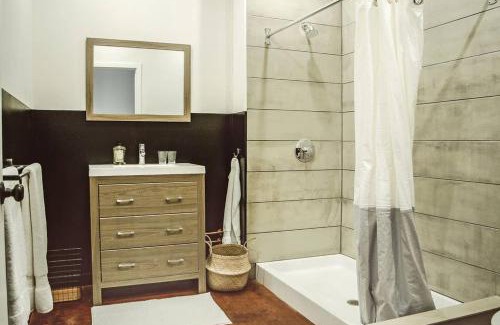 Center City Apartment | Rail Park Downtown Studio, Amazing Views, CONTACTLESS CHECK-IN