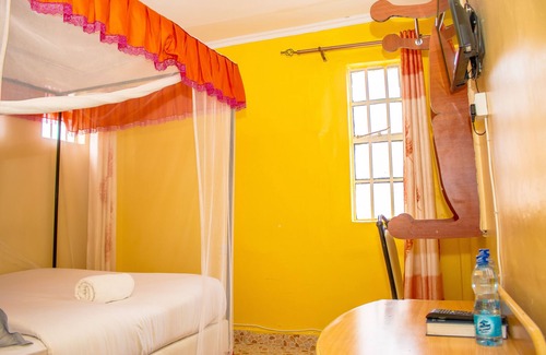 Nanyuki Hotel | Railsend Hotel