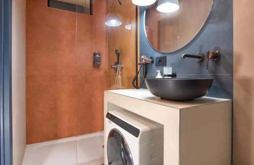 Ponte Seveso Apartment | Rainbow Colorful Studio by Central Station