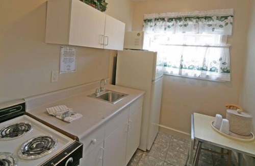 West Colorado Springs Hotel | Rainbow Lodge and Inn