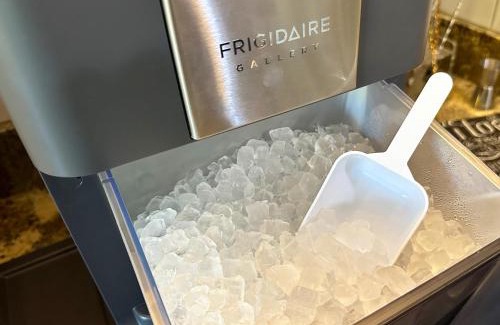 Mameyes II Villa | Rainforest View with Spa 4 Bed 3 Bath Sleeps 8