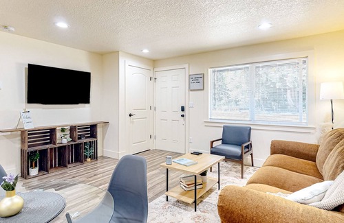 Lewis County Apartment | Rainier Retreat #3 | Apartment in Glenoma