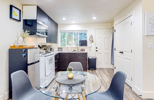 Lewis County Apartment | Rainier Retreat #3 | Apartment in Glenoma