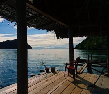 Mansuar Island House | Raja Ampat Tapordura Homestay