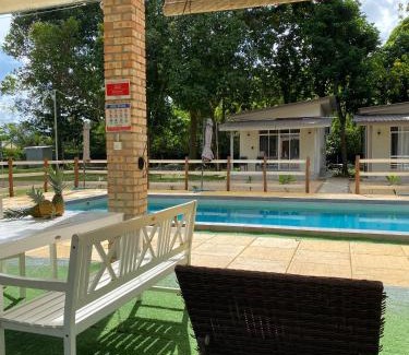 Kampung Padang Jambu Cabin | Rajawali Riverside Retreat