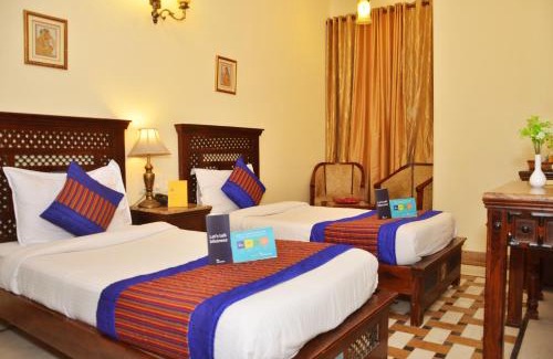 Amer Fort Road Hotel | Rajputana Haveli - Jaipur