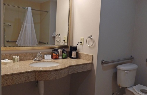 Burkburnett Hotel | Ramada by Wyndham Burkburnett/Wichita Falls