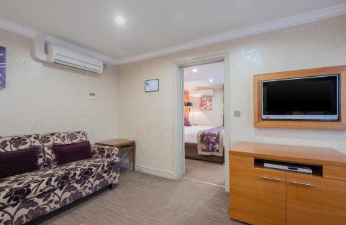 Cheltenham Hotel | Ramada by Wyndham Cheltenham