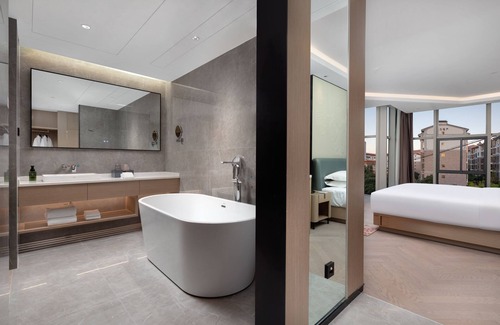 Kaiyuan Hotel | Ramada by Wyndham Honghe Kaiyuan