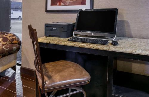 Odessa Hotel | Ramada by Wyndham Odessa Near University of Texas Permian