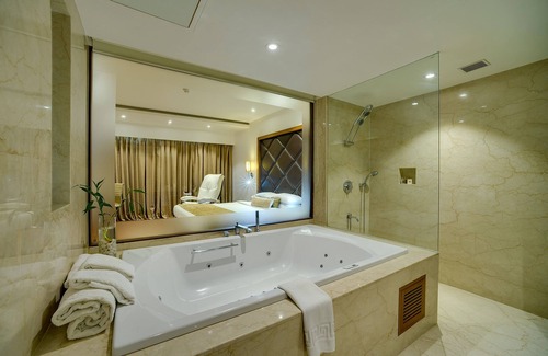 Shivajinagar Hotel | Ramee Grand Hotel and Spa, Pune