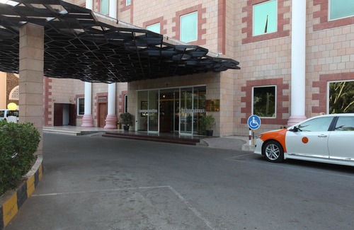 Qurm Hotel | Ramee Guestline Hotel Qurum