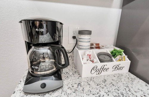 Barker House | Rammies 3-bedroom Cozy house with community Pool Access in Fulshear