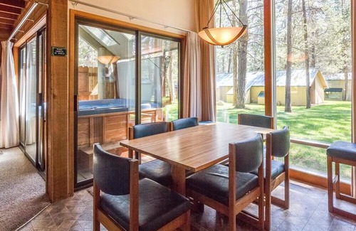 Sunriver Cabin | Ranch Cabin 17