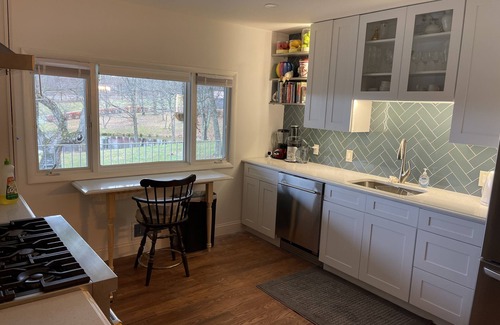 Defiance House | Ranch home overlooking scenic mountains close to Raystown Lake Resort & Marina