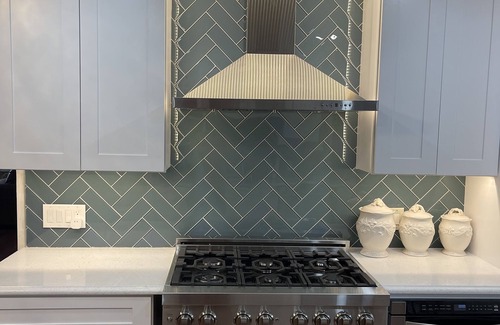 Defiance House | Ranch home overlooking scenic mountains close to Raystown Lake Resort & Marina