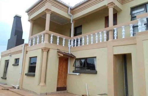 Hlotse House | Ranch Inn Guest House