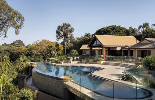 Carbrook Apartment | Rancho del Cielo - Private resort close to Brisbane and Gold Coast attractions!
