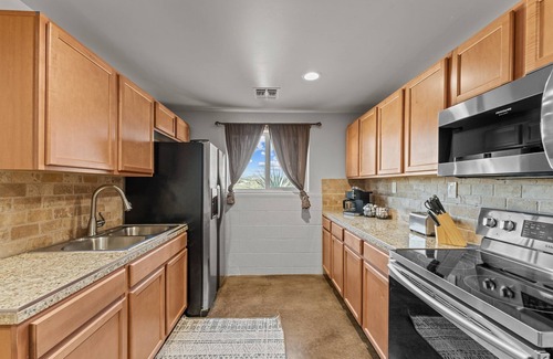 Wickenburg House | Rancho Vista Dos w/horse stalls