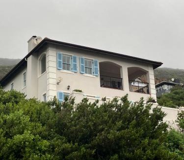 Fish Hoek Apartment | Ranger Views Apartment