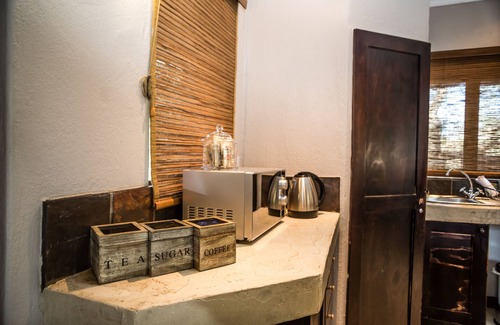 Hoedspruit Cabin | Raptors Lodge