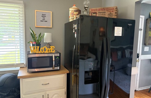 Springfield House | Rare find! 2-bedroom house with convenient location