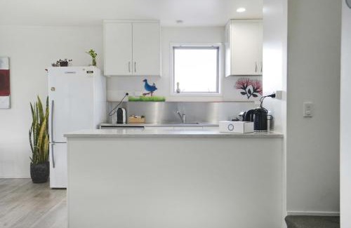 Grafton House | Rare Find Large TownHouse 4BR 2Bath Garage