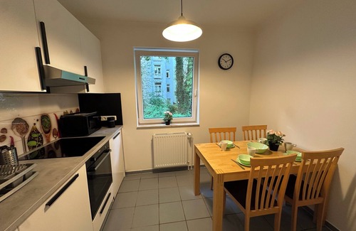 Hoheluft-West Apartment | Rauf And Justyn 5