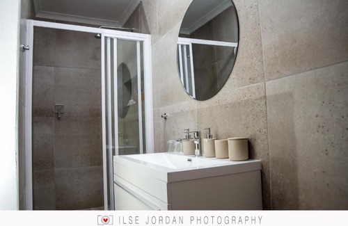 Oudtshoorn Bed & Breakfast | Raw Karoo Guest House