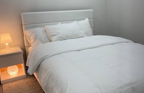 Scarborough House | Rayann’s Paradise is an excellent place to stay providing the “ Home away Home”.