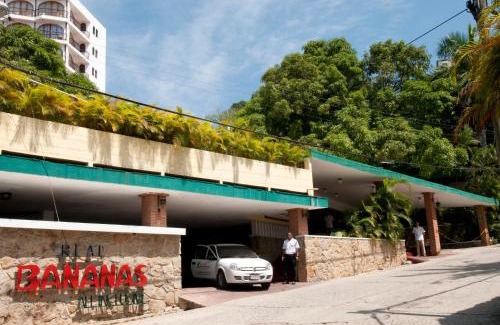 Lomas de Costa Azul Hotel | Real Bananas All Inclusive