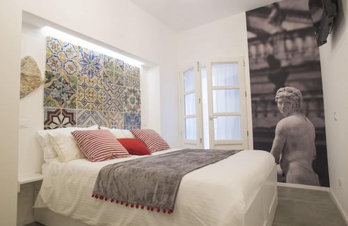 Castellammare Vucciria Bed & Breakfast | Real Fonderia b&b