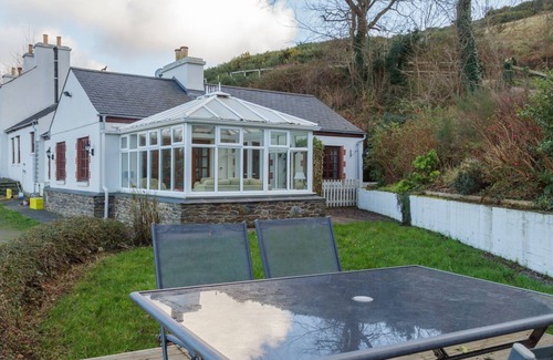 Sulby House | Reayrt Aalin is located in a peaceful rural setting just a few minutes from Ramsey in the north of t