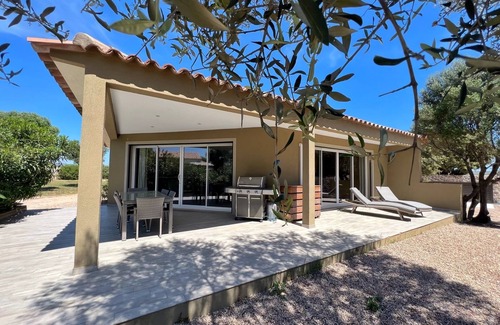 Bonifacio House | Recent house 2km from the beach of canetto BONIFACIO