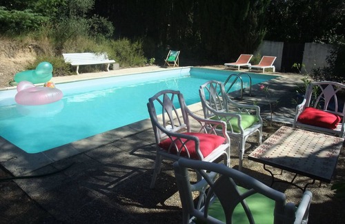 Caremeau Villa | Recent Villa With Beautiful Pool