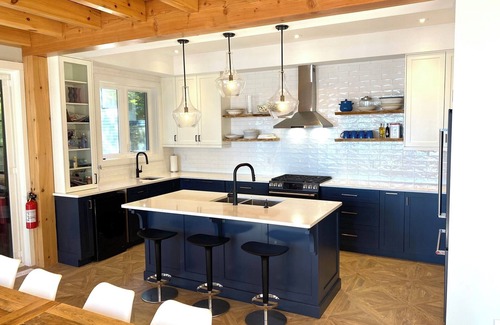 Ryerson Cottage | Recently built high end very private Lakefront family cottage