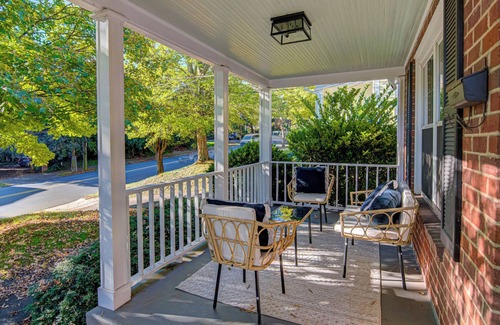 Winston - Salem House | Recently renovated luxury duplex unit. Short walk to Atrium WF Baptist Hospital!