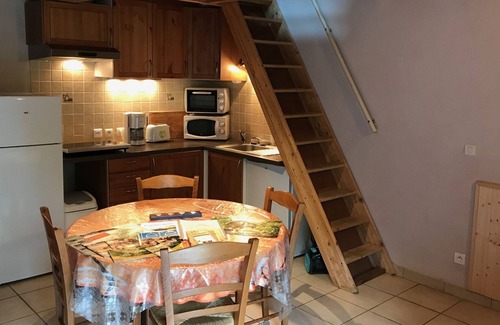 Ferrieres House | Recharge your batteries at Gîte Moulin de Record - explore the Sidobre - Tarn - 9/10pers